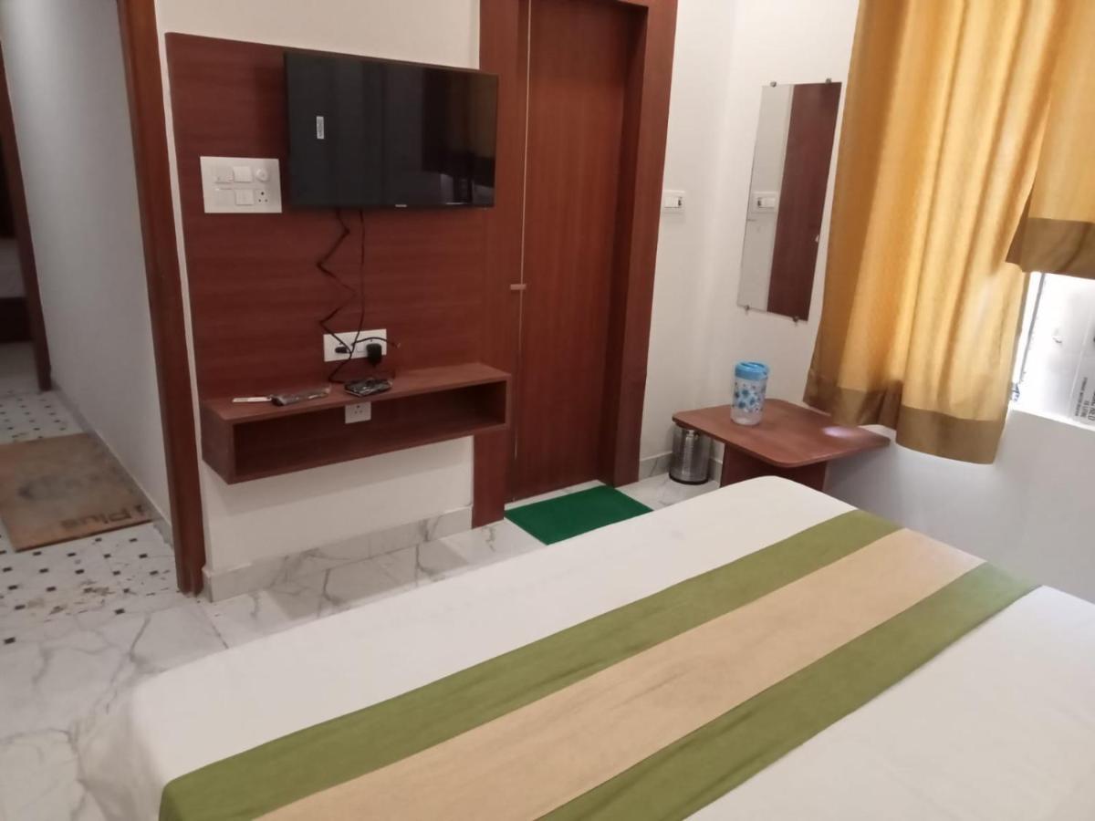 Hotel Kaushik Palace 哈里瓦 外观 照片
